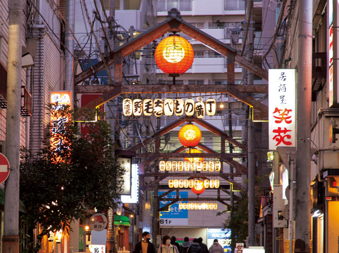 桜木町駅景観 約1,100m 自転車5分